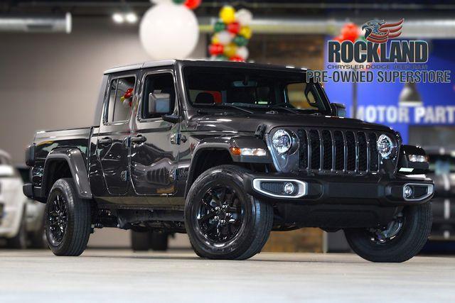 used 2023 Jeep Gladiator car, priced at $36,000