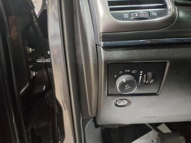 used 2021 Jeep Grand Cherokee car, priced at $23,637
