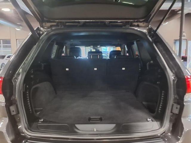 used 2021 Jeep Grand Cherokee car, priced at $23,637
