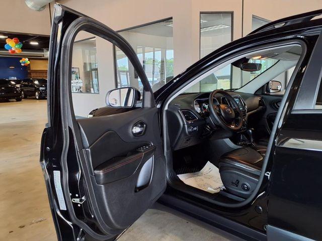 used 2022 Jeep Cherokee car, priced at $25,000