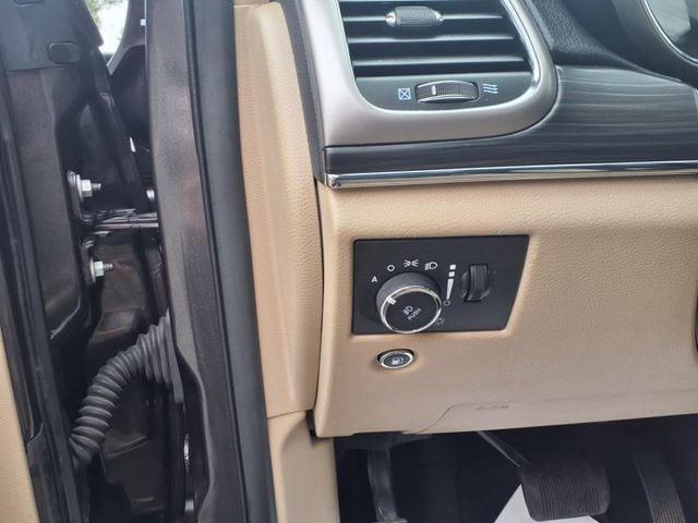 used 2019 Jeep Grand Cherokee car, priced at $16,700