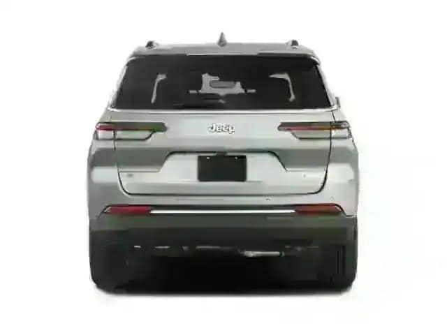 new 2025 Jeep Grand Cherokee L car, priced at $43,229
