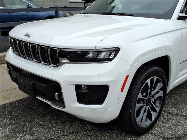 used 2023 Jeep Grand Cherokee car, priced at $38,000