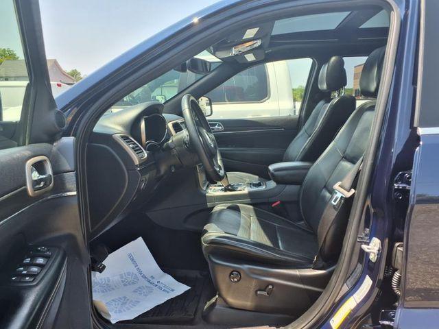 used 2017 Jeep Grand Cherokee car, priced at $14,000