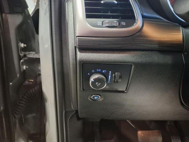 used 2022 Jeep Grand Cherokee WK car, priced at $28,500