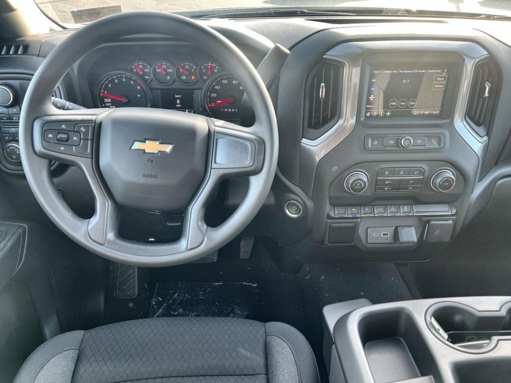 new 2025 Chevrolet Silverado 1500 car, priced at $45,370