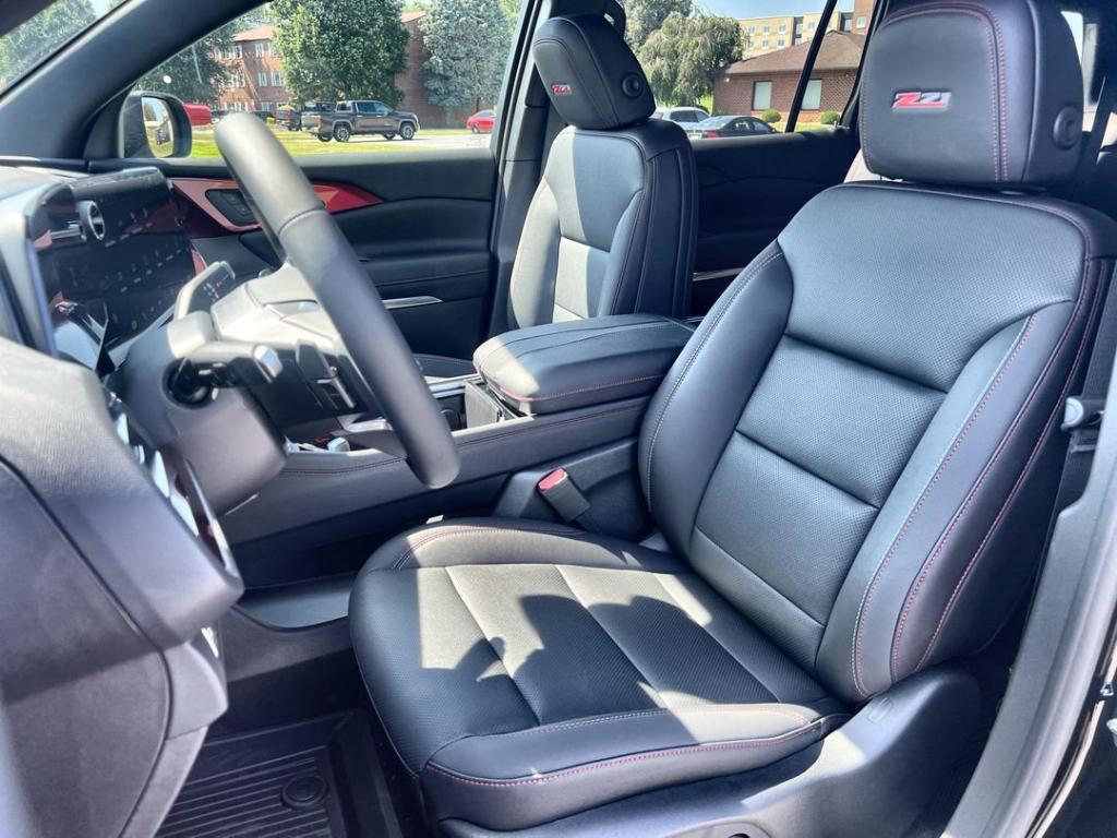 new 2026 Chevrolet Traverse car, priced at $52,485