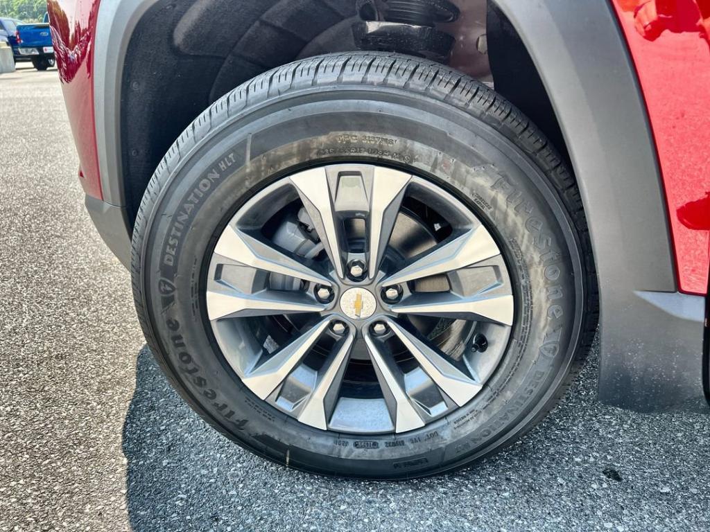 new 2026 Chevrolet Equinox car, priced at $28,490