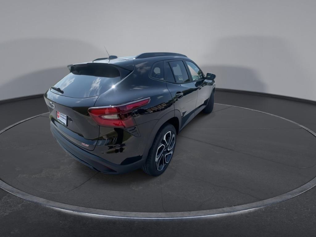 new 2025 Chevrolet Trax car, priced at $27,020