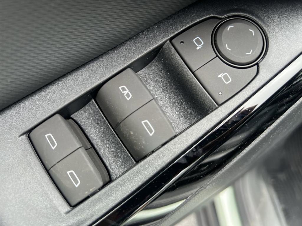 new 2026 Chevrolet Equinox car, priced at $36,970