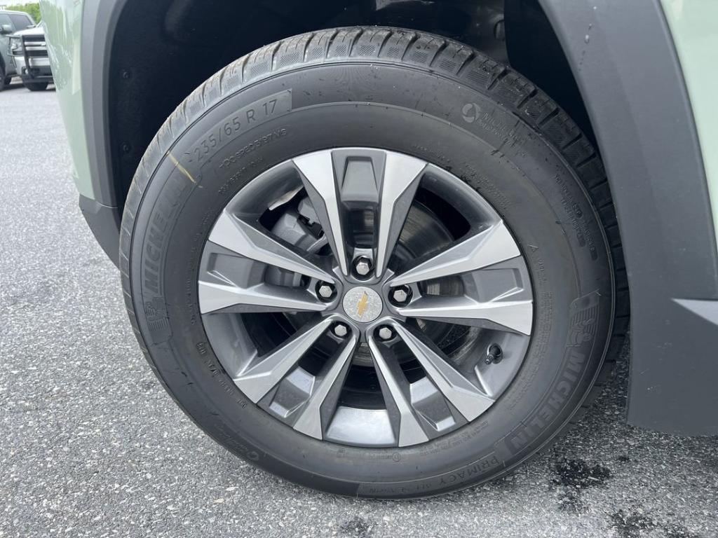 new 2026 Chevrolet Equinox car, priced at $36,970