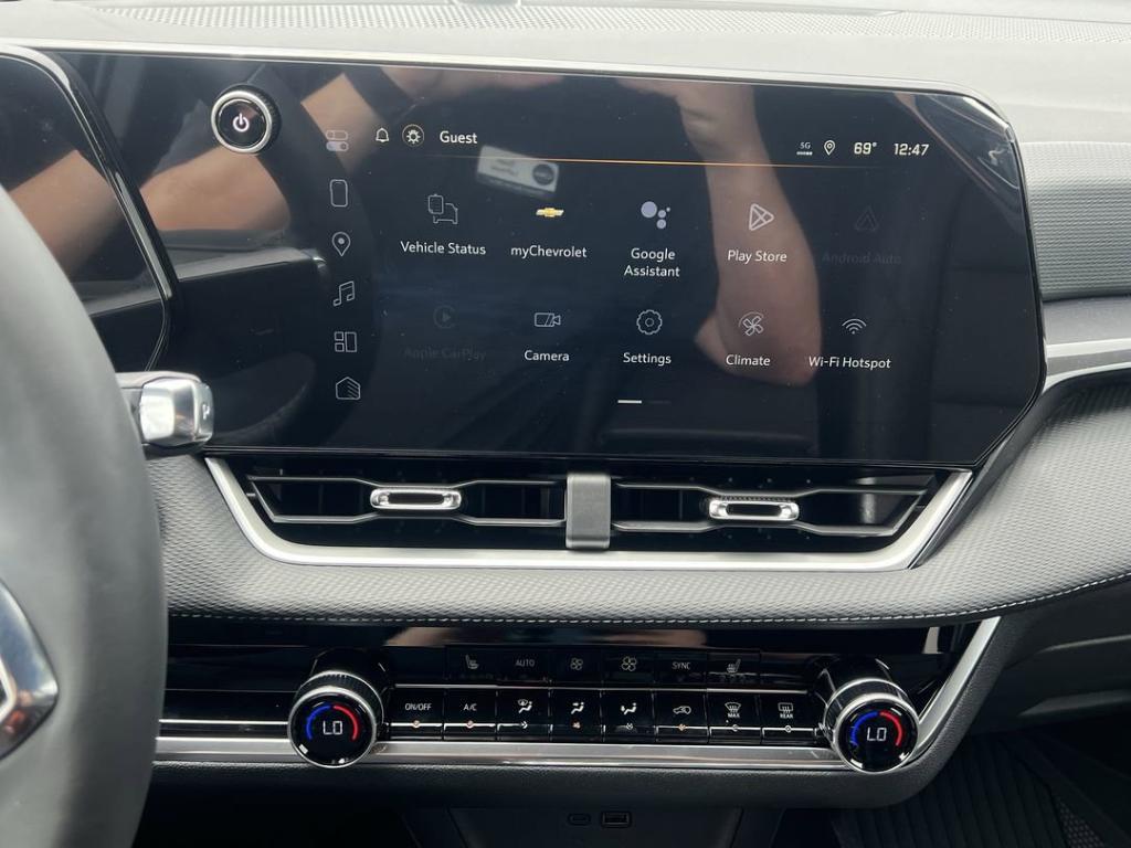 new 2026 Chevrolet Equinox car, priced at $36,970