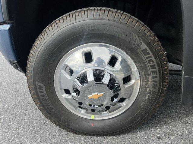 new 2026 Chevrolet Silverado 3500 car, priced at $92,640