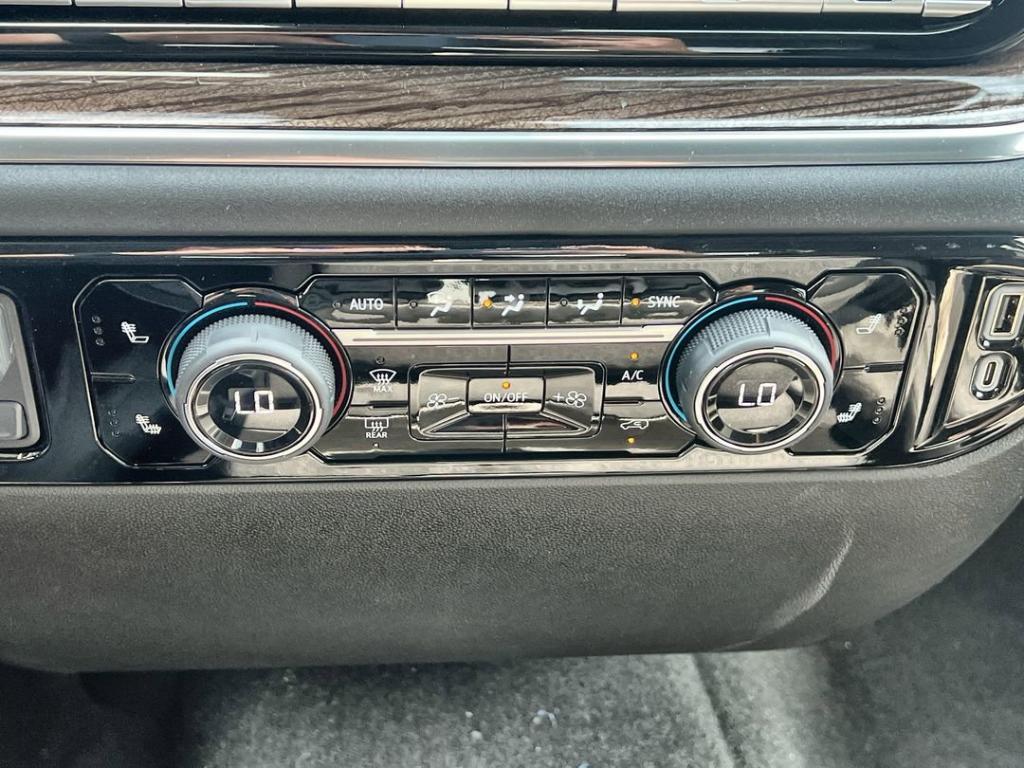 new 2025 Chevrolet Silverado 1500 car, priced at $49,995