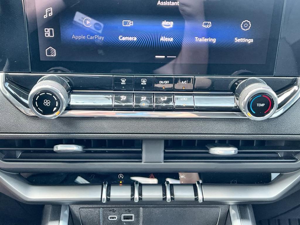 new 2025 Chevrolet Colorado car, priced at $38,120
