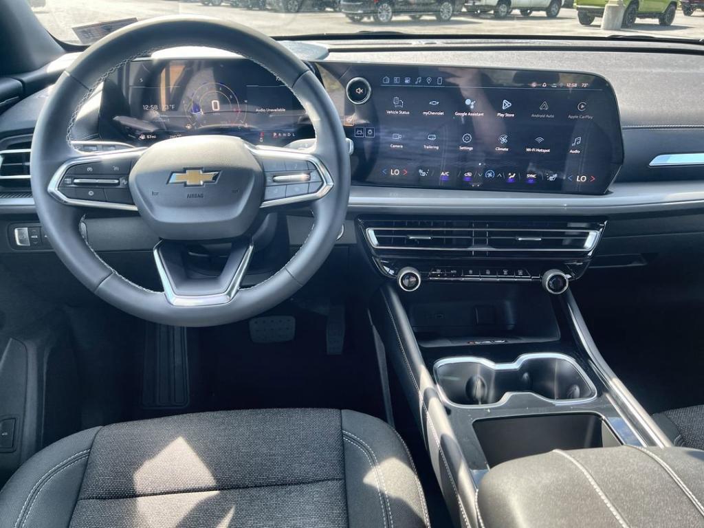 new 2026 Chevrolet Traverse car, priced at $42,735