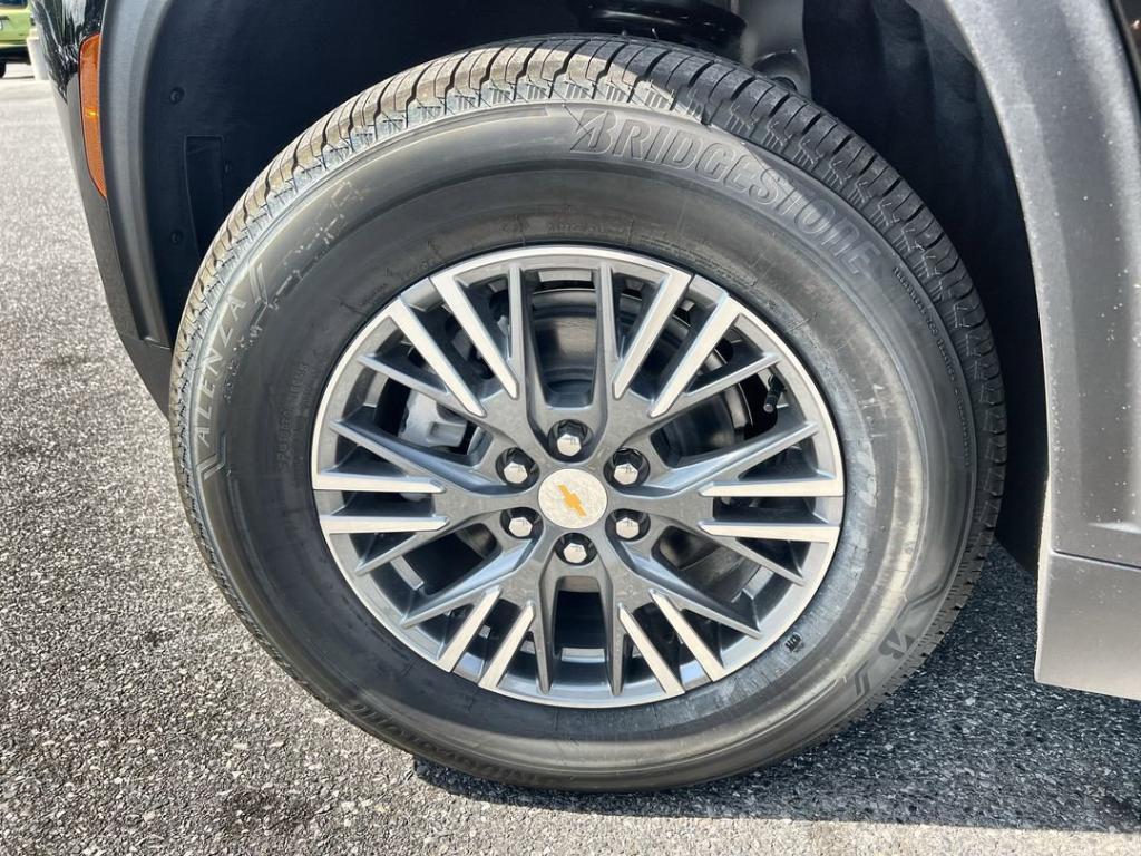 new 2026 Chevrolet Traverse car, priced at $42,735