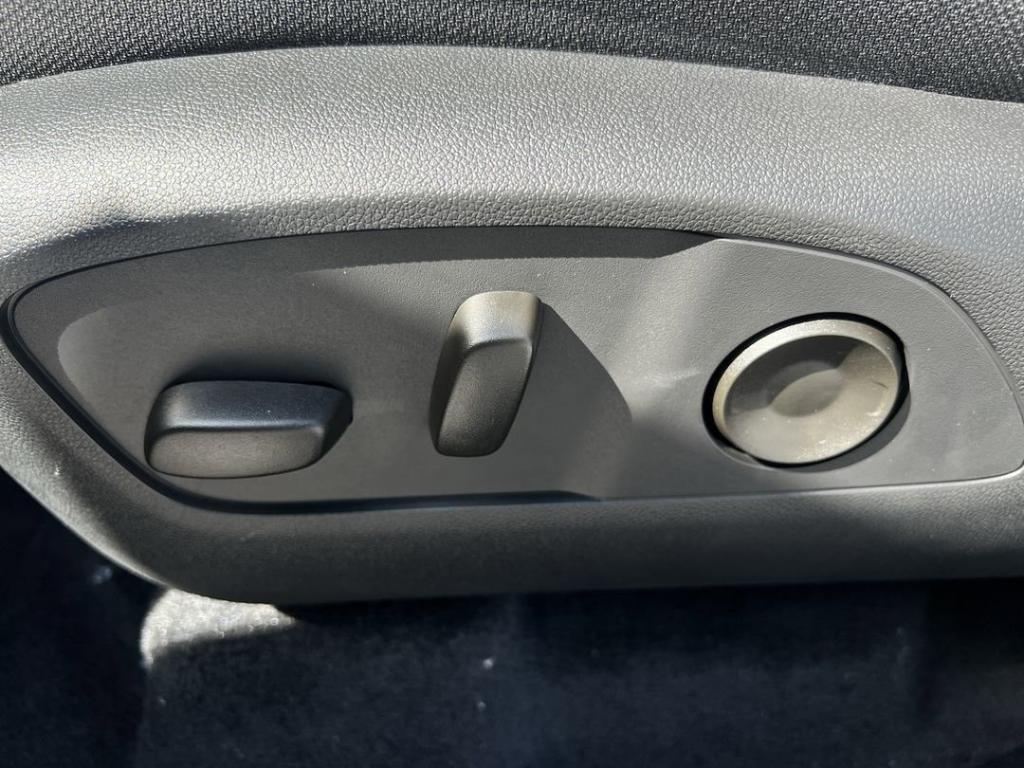 new 2026 Chevrolet Traverse car, priced at $42,735