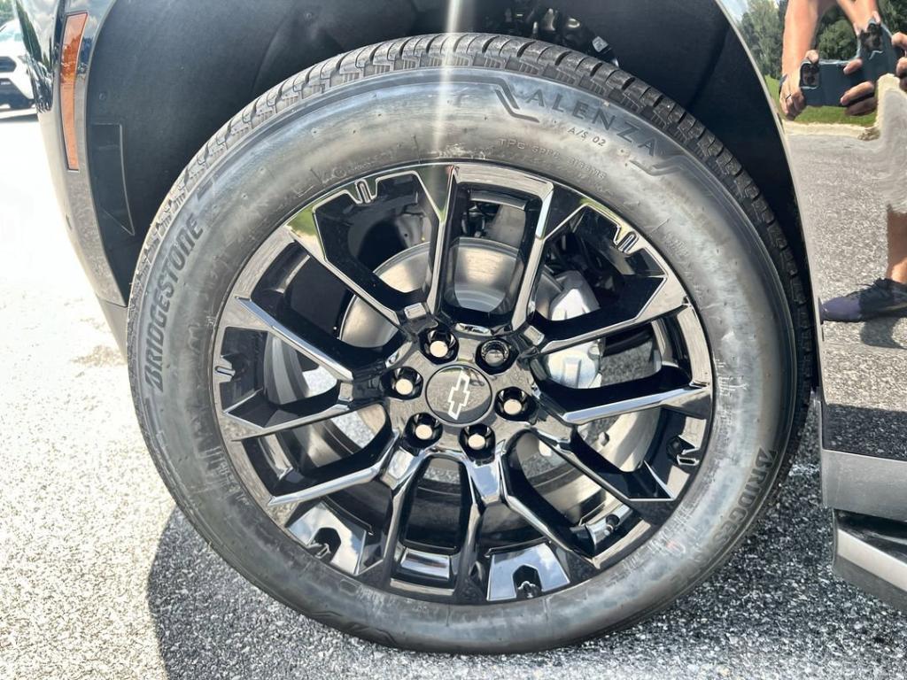 new 2025 Chevrolet Suburban car, priced at $64,790