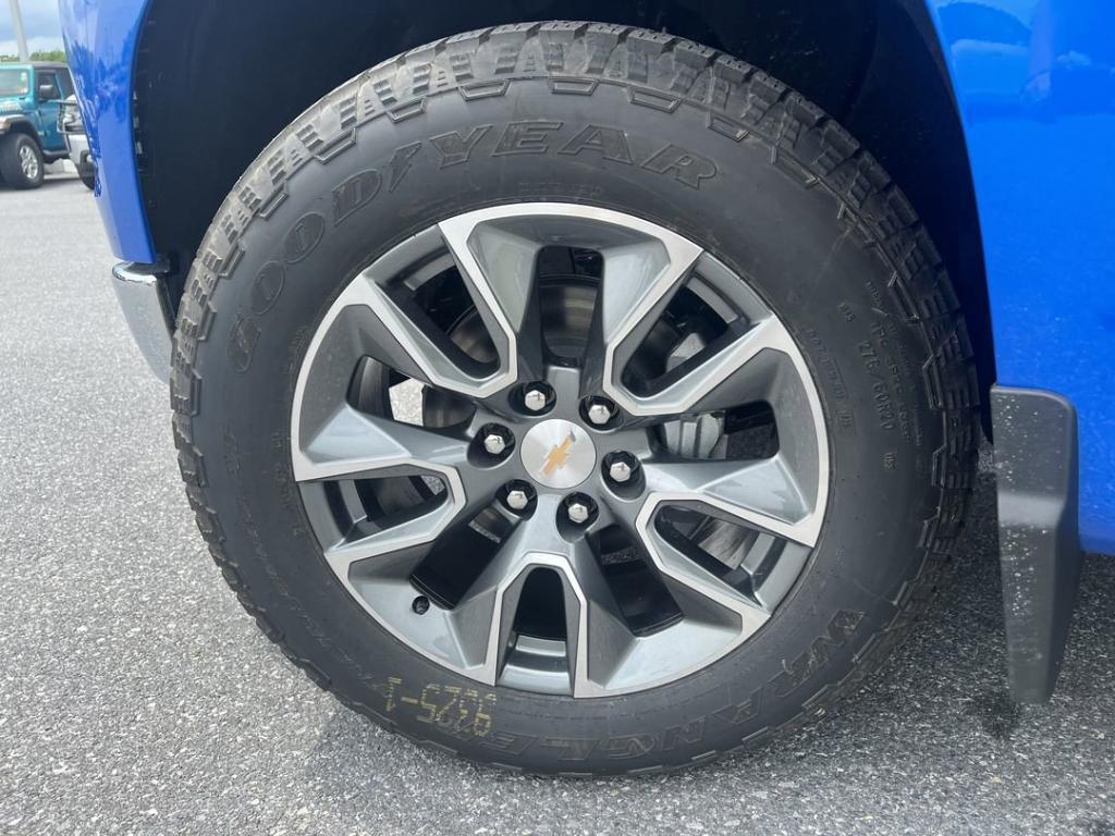 new 2025 Chevrolet Silverado 1500 car, priced at $51,390