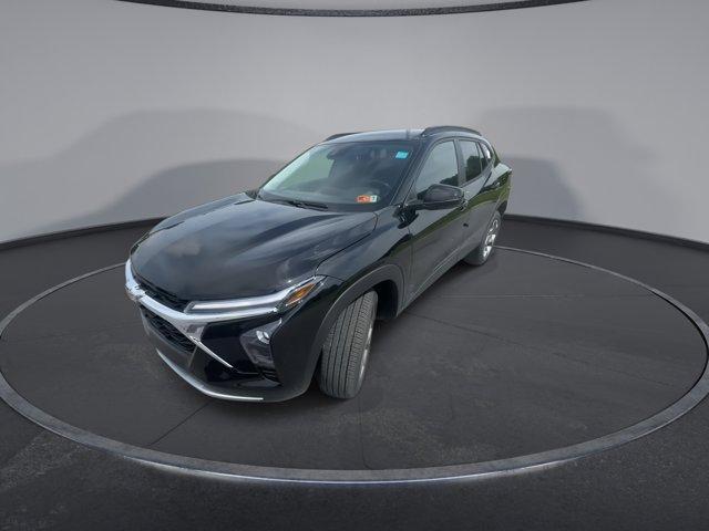 new 2025 Chevrolet Trax car, priced at $24,920