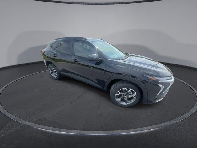 new 2025 Chevrolet Trax car, priced at $24,920