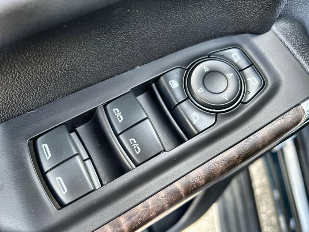 used 2021 GMC Sierra 1500 car, priced at $32,800