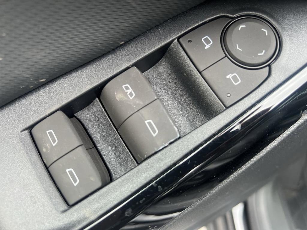 new 2026 Chevrolet Equinox car, priced at $36,970