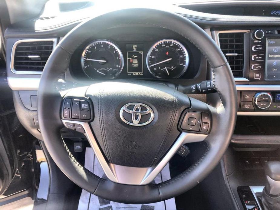 used 2016 Toyota Highlander car, priced at $24,500