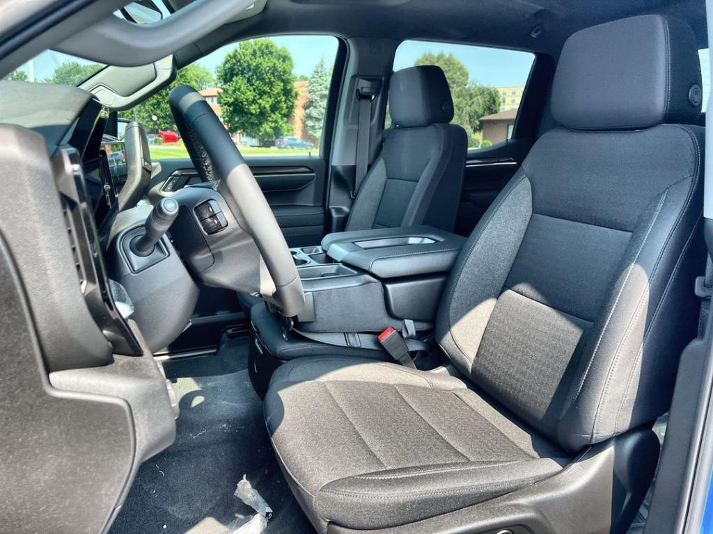 new 2025 Chevrolet Silverado 1500 car, priced at $50,390
