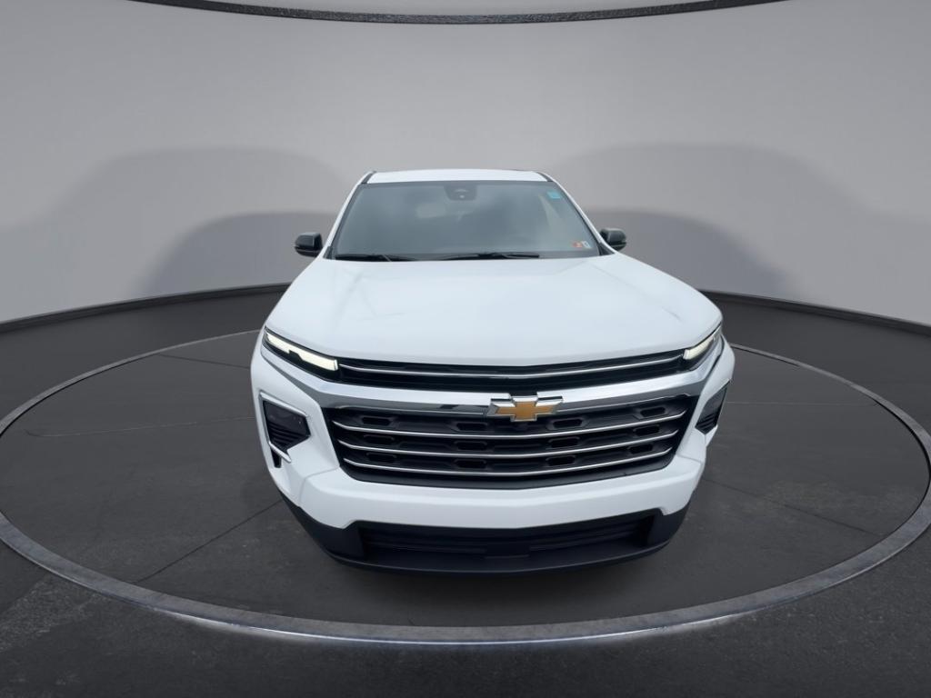 new 2026 Chevrolet Traverse car, priced at $48,205
