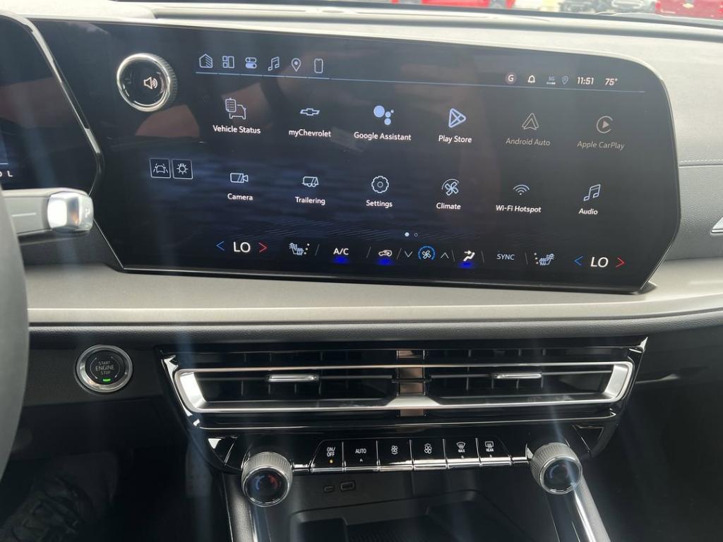 new 2026 Chevrolet Traverse car, priced at $48,205