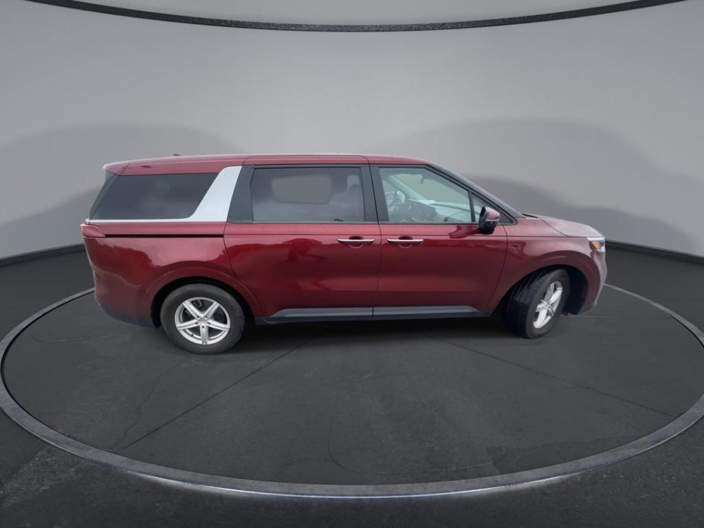 used 2022 Kia Carnival car, priced at $25,900