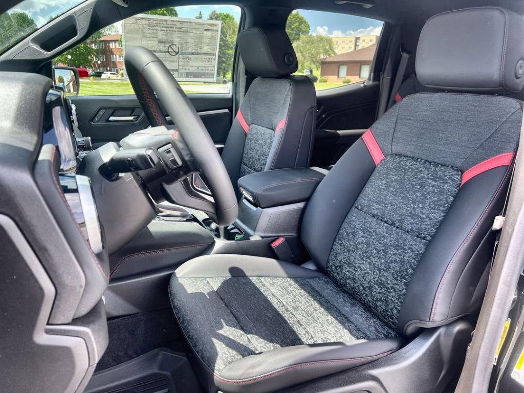 new 2025 Chevrolet Colorado car, priced at $49,150