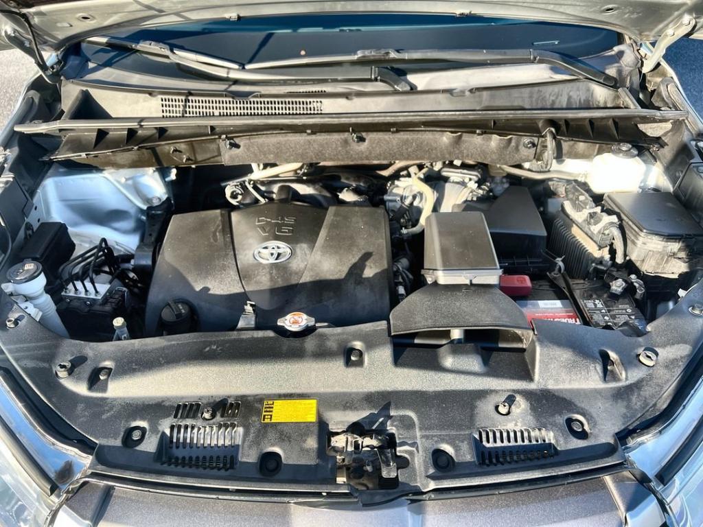 used 2019 Toyota Highlander car, priced at $25,200