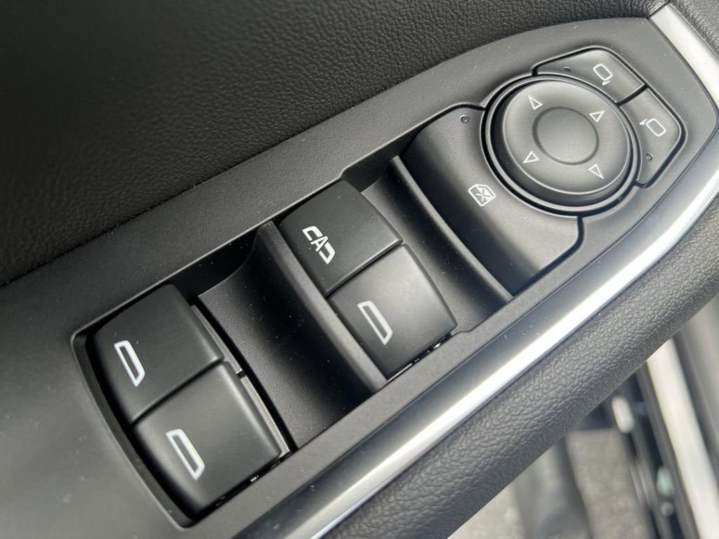new 2025 Chevrolet Silverado 1500 car, priced at $53,910