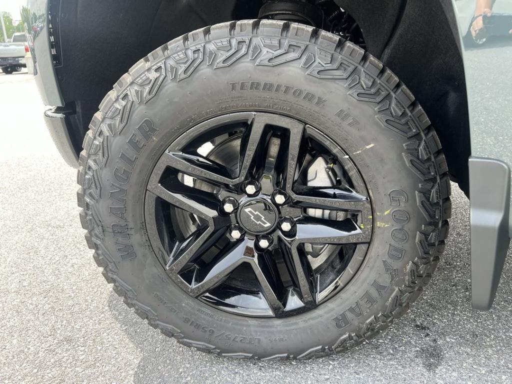 new 2025 Chevrolet Silverado 1500 car, priced at $50,145