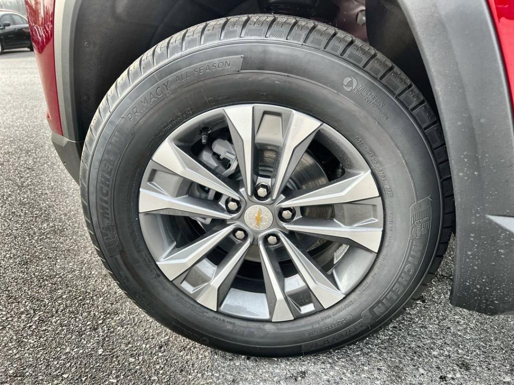 new 2026 Chevrolet Equinox car, priced at $32,795