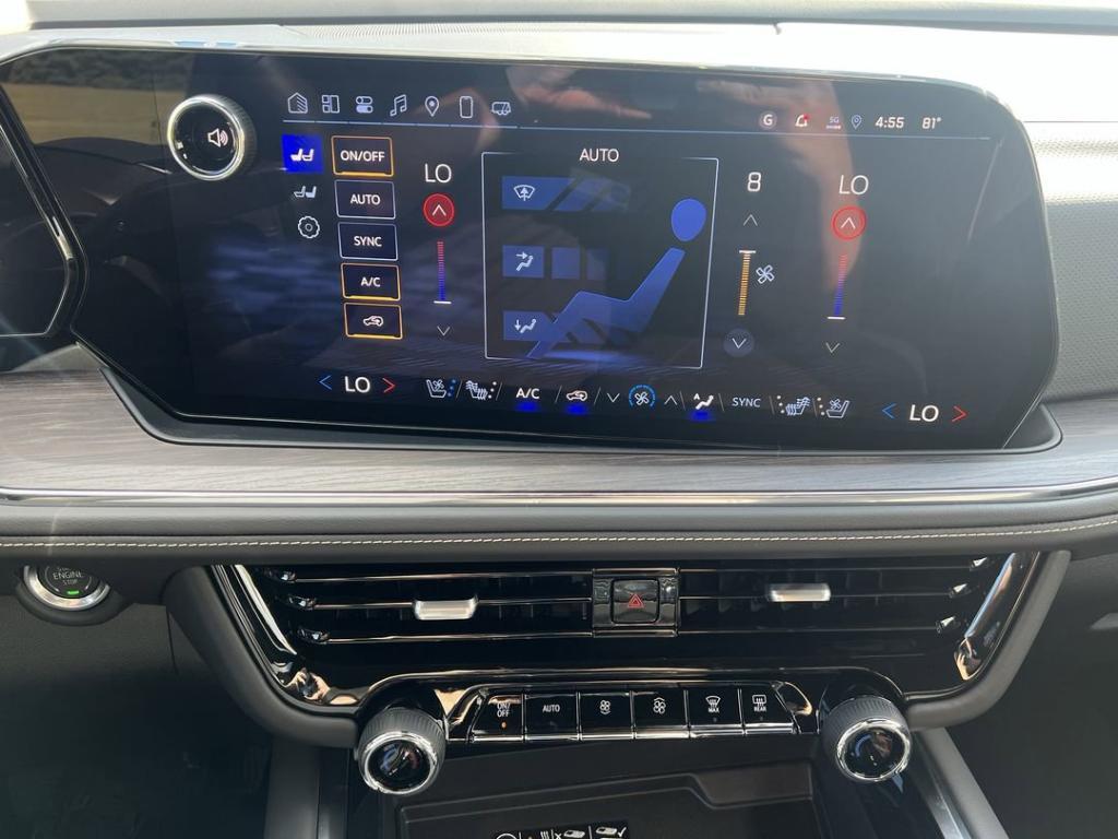 new 2025 Chevrolet Suburban car, priced at $86,805