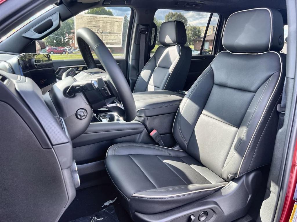 new 2025 Chevrolet Suburban car, priced at $86,805
