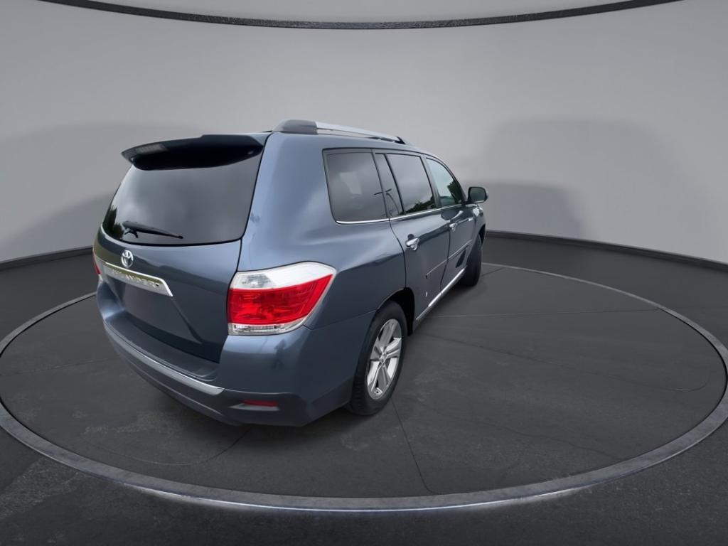 used 2012 Toyota Highlander car, priced at $9,000