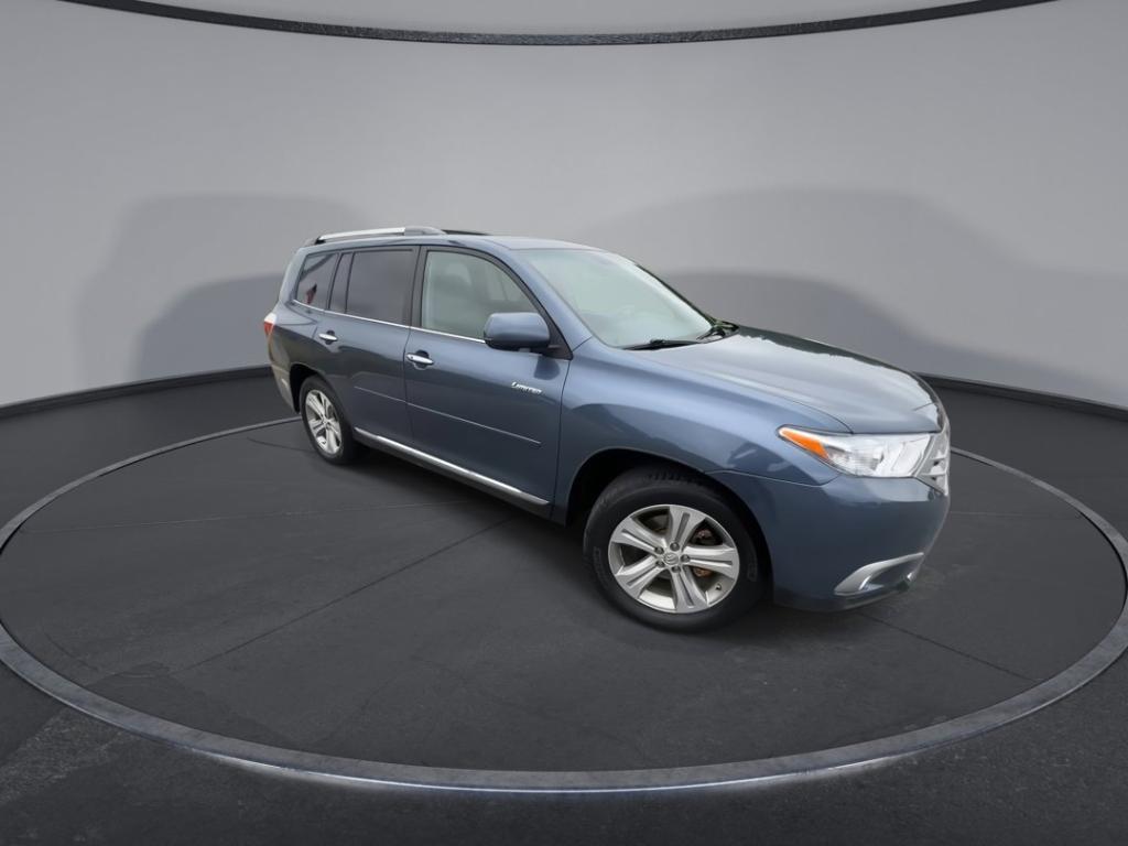 used 2012 Toyota Highlander car, priced at $9,000