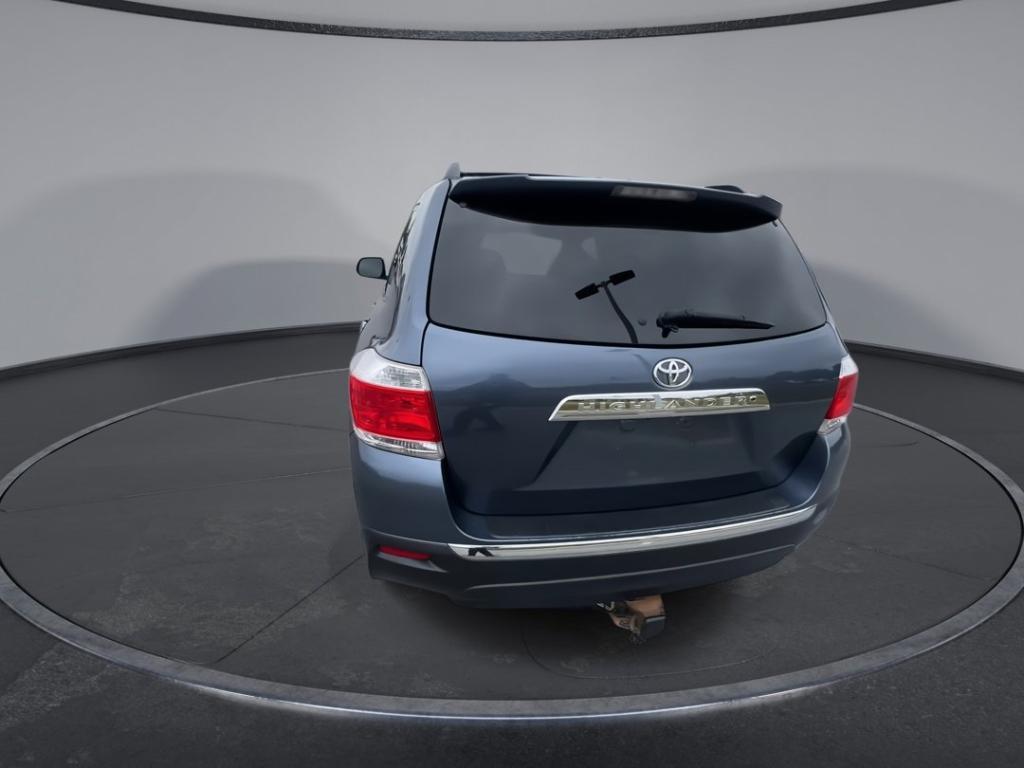 used 2012 Toyota Highlander car, priced at $9,000