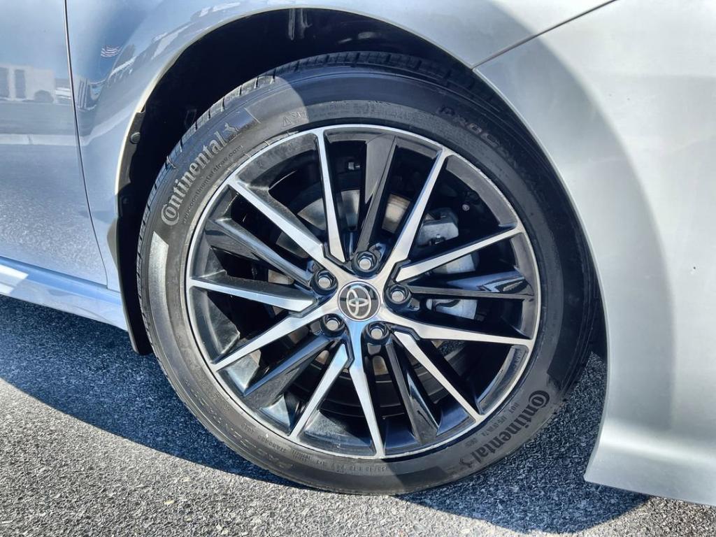 used 2021 Toyota Camry Hybrid car, priced at $18,700