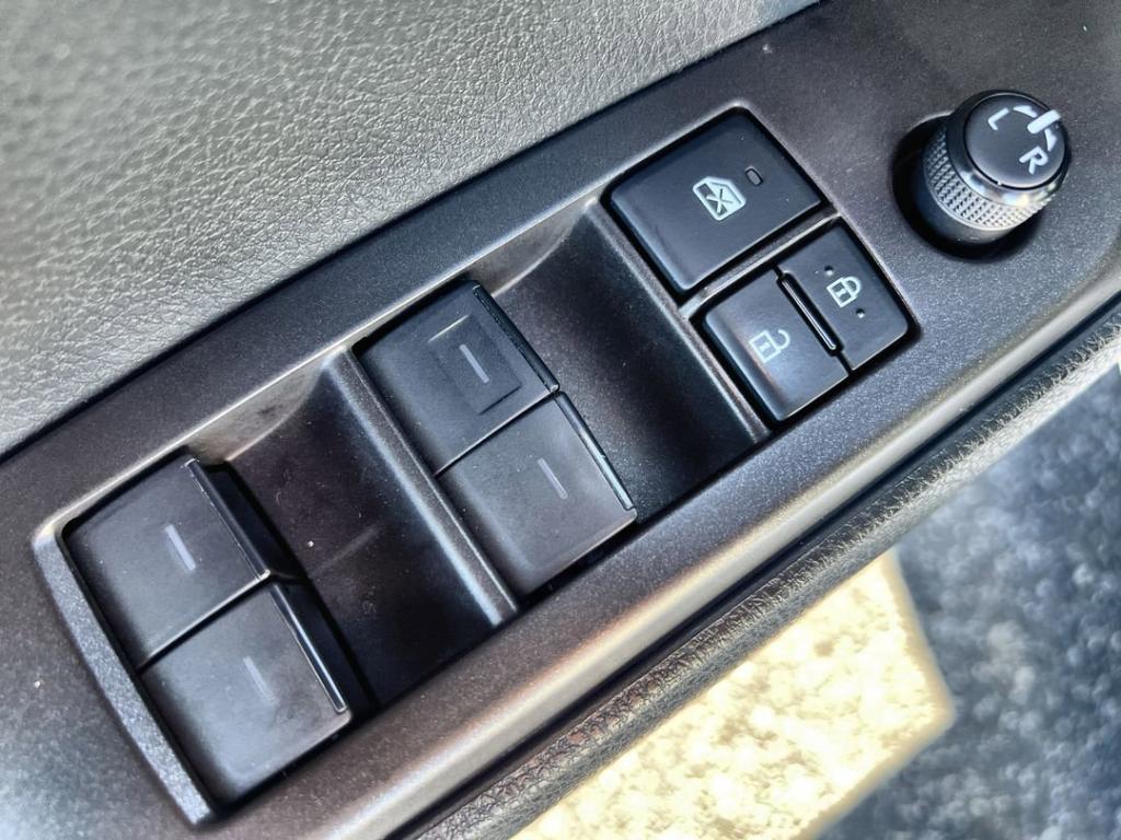 used 2021 Toyota Camry Hybrid car, priced at $18,700