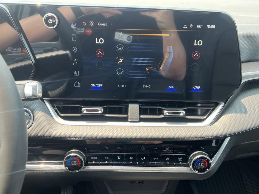 new 2026 Chevrolet Equinox car, priced at $35,280