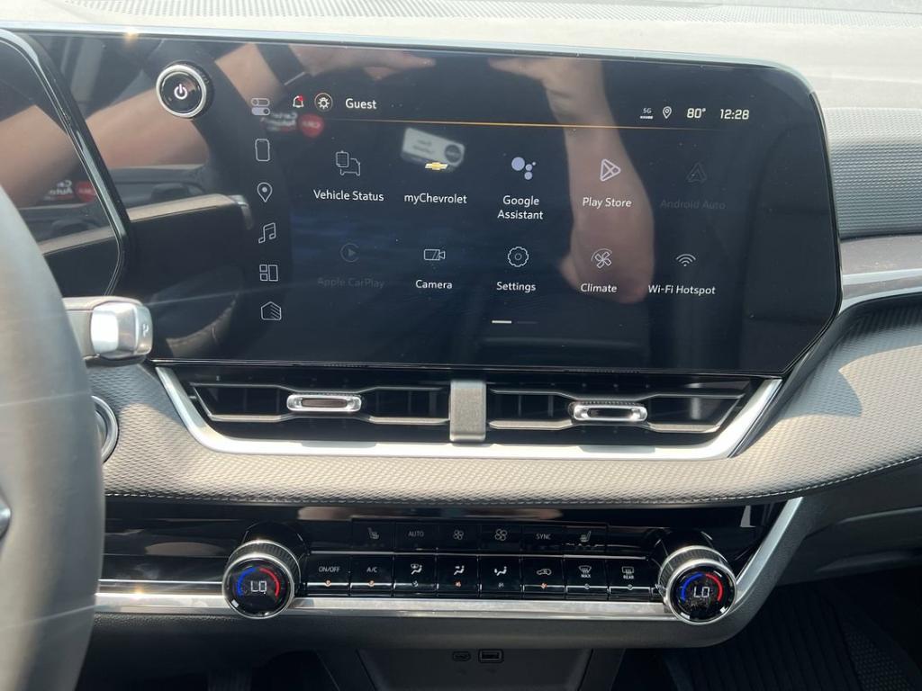 new 2026 Chevrolet Equinox car, priced at $35,280