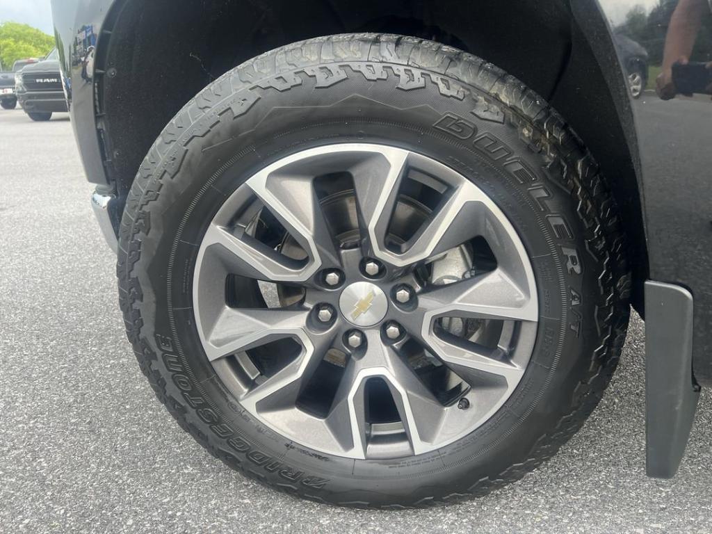 used 2021 Chevrolet Silverado 1500 car, priced at $33,800
