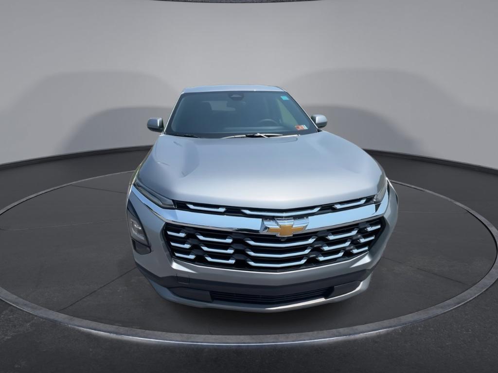 new 2026 Chevrolet Equinox car, priced at $30,330