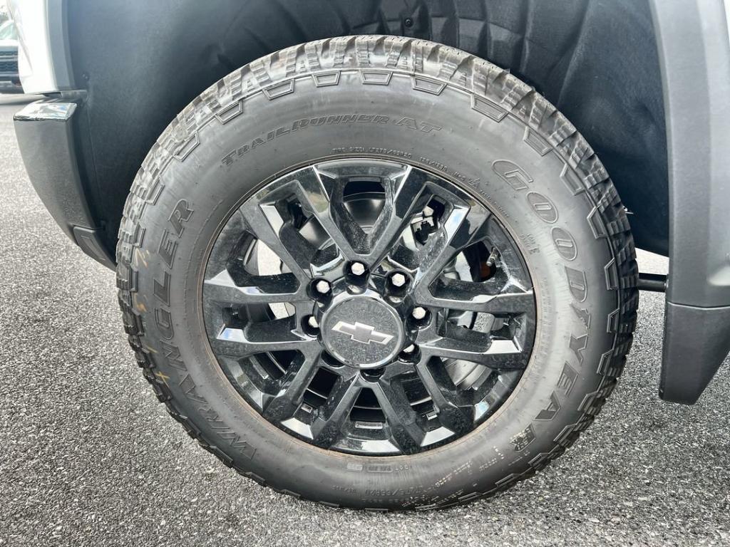 new 2026 Chevrolet Silverado 2500 car